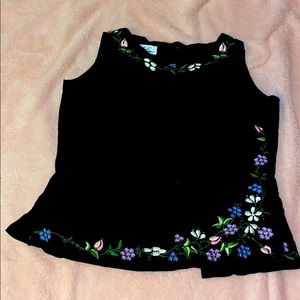 Cute floral button-back tank top